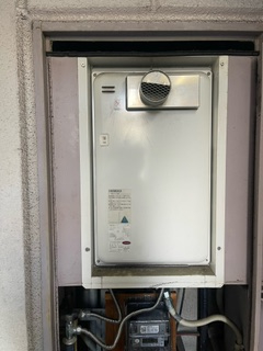 第２脇田ハイツⅡ204給湯器取替前